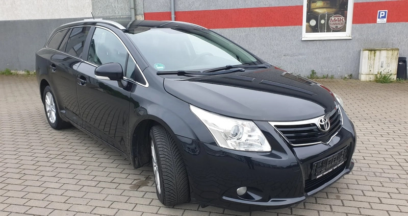 Toyota Avensis cena 23999 przebieg: 269989, rok produkcji 2009 z Elbląg małe 781